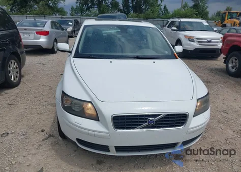 2006 Volvo S40 2.4I from USA, damaged, VIN YV1MS382862178393